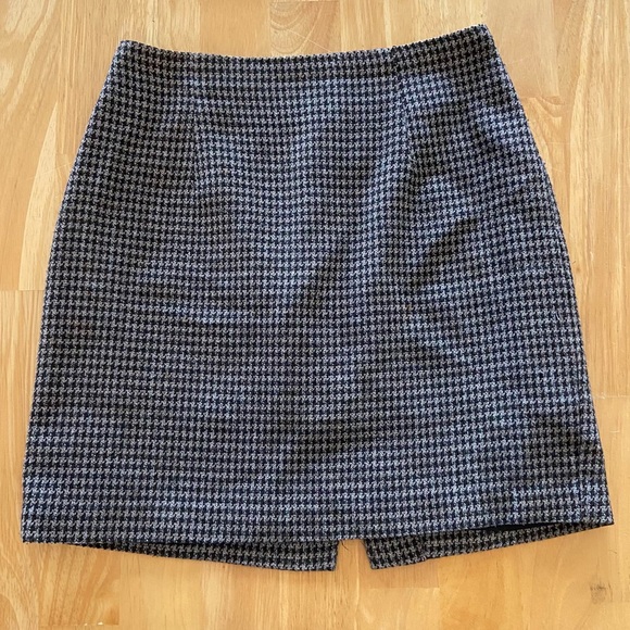 Vintage Y2K Houndstooth Mini Skirt Women’s Size 4 Tailor B. Moss Black and Gray - Picture 1 of 8